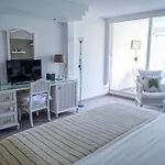 Studio Luxe Vue Mer
